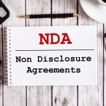 NDA5